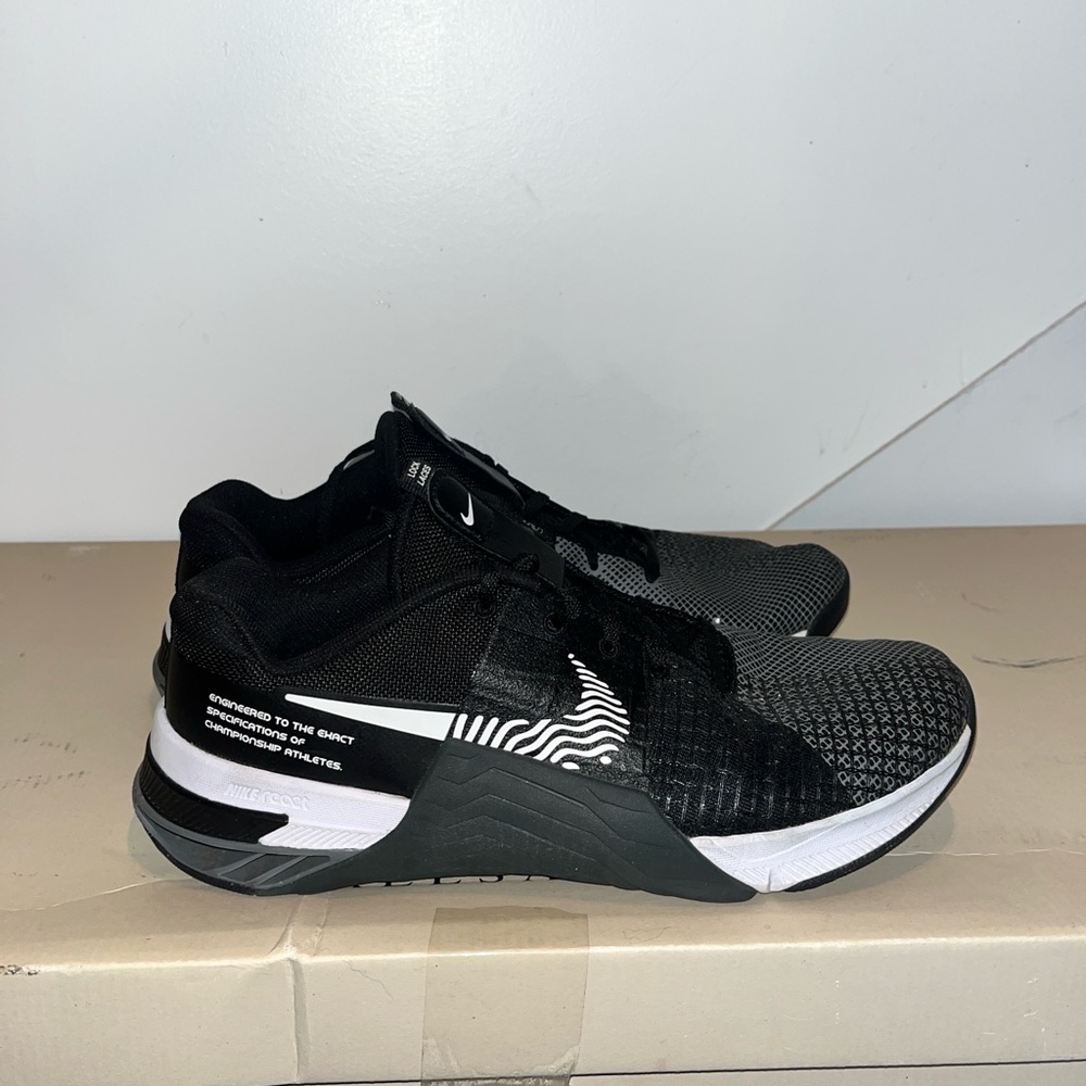 Nike Metcon 8 Black White Trainers - Picture 3 of 8